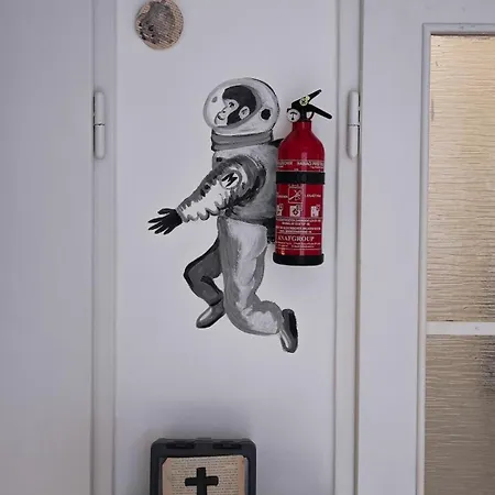 Old Town W Balcony Only 5 Min Danube River *