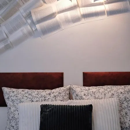 Apartamento Old Town W Balcony Only 5 Min Danube River