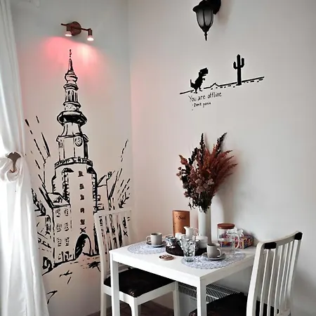 Old Town W Balcony Only 5 Min Danube River Братислава